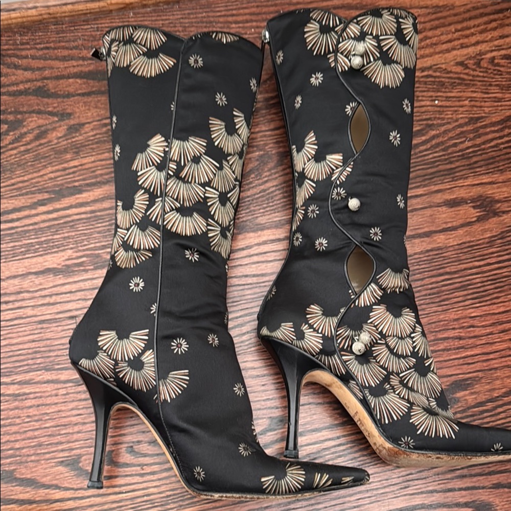 Elegant Black and Gold Women's Boots
